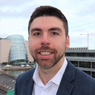 paulredmondheadshot-copy